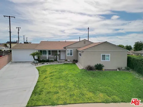 MLS: 25508398