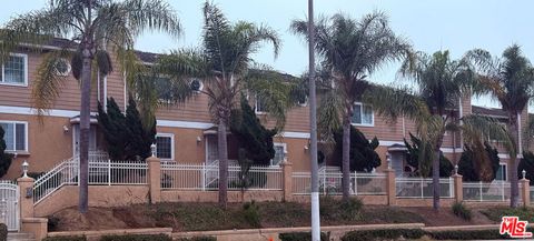 A home in Inglewood