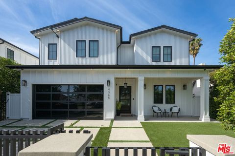 4365 Kraft Avenue Studio City CA 91604