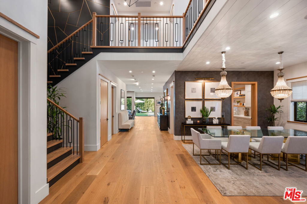 Properties 3 4365 Kraft Avenue