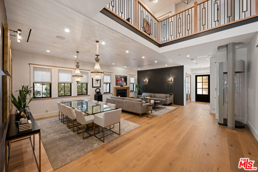 Properties 2 4365 Kraft Avenue