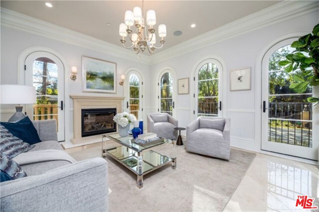 Properties 4 1645 Orlando Road