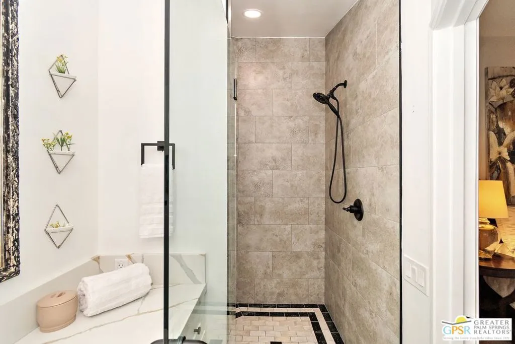 Cathedral City, California 92234, United States, 4 Bedrooms Bedrooms, ,3 BathroomsBathrooms,Residential,Active,23566