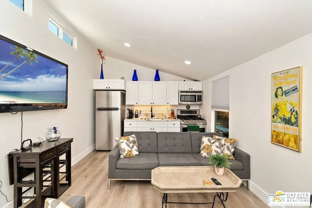 Cathedral City, California 92234, United States, 4 Bedrooms Bedrooms, ,3 BathroomsBathrooms,Residential,Active,23566