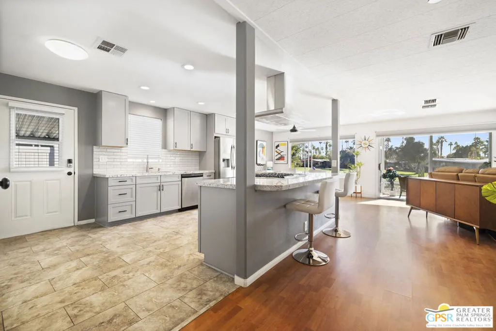 Cathedral City, California 92234, United States, 2 Bedrooms Bedrooms, ,2 BathroomsBathrooms,Residential,Active,10124