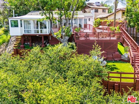 A home in Studio City