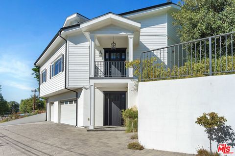 A home in Tarzana