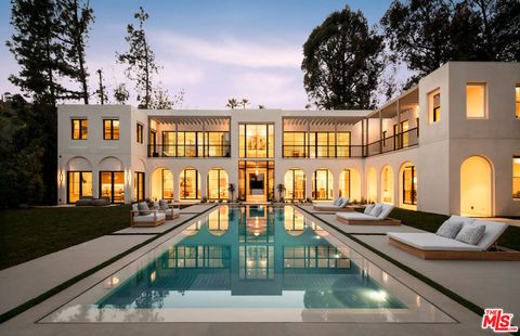 9951 Liebe Drive Beverly Hills CA 90210