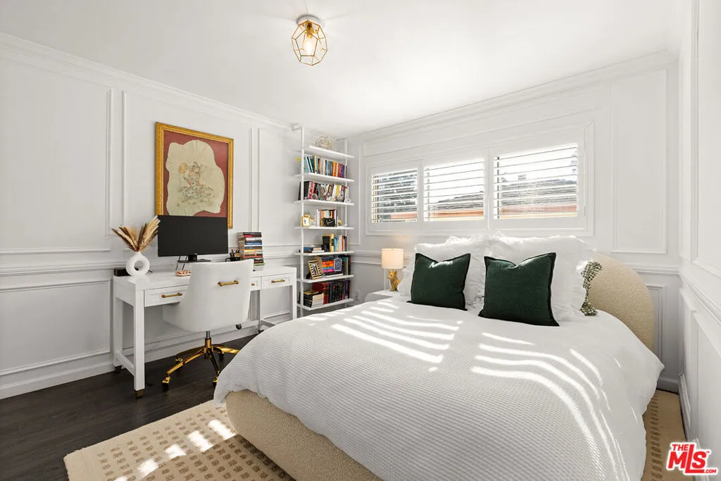 Santa Monica, California 90403, United States, 2 Bedrooms Bedrooms, ,2 BathroomsBathrooms,Residential,Active,86861