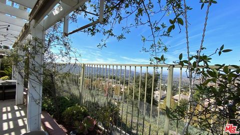 A home in Tujunga