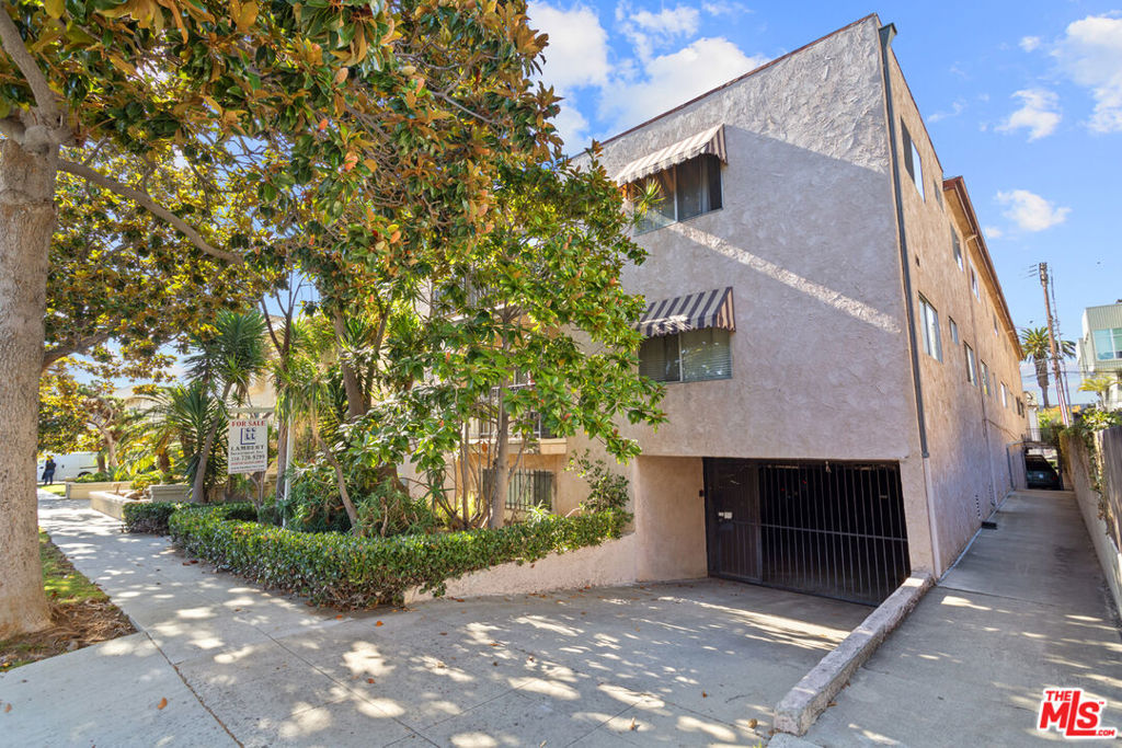 Properties 3 1518 10th Street