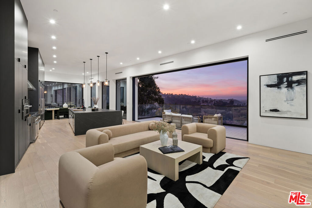 Properties 4 3716 Multiview Drive