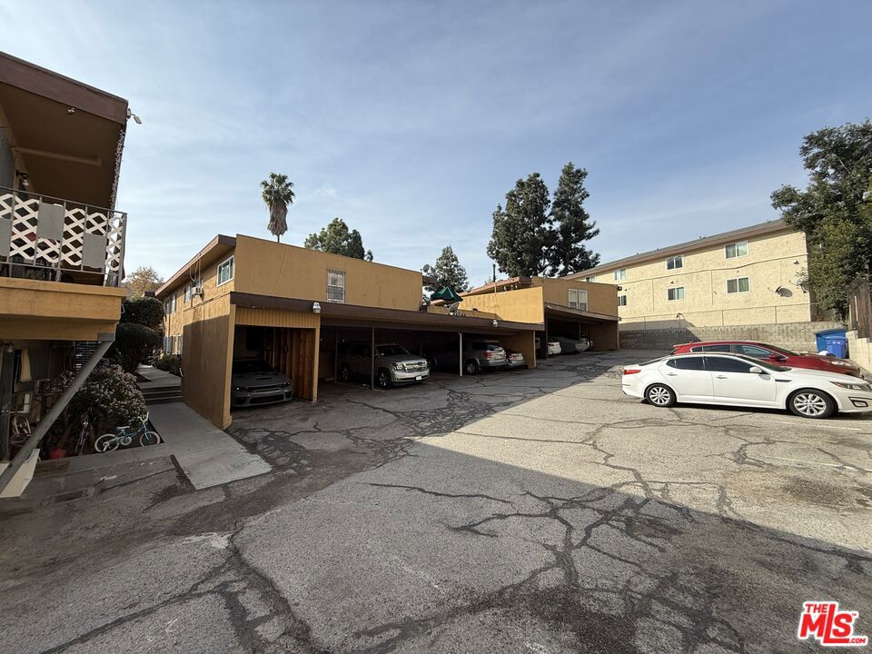 Properties 4 281 S Avenue 52