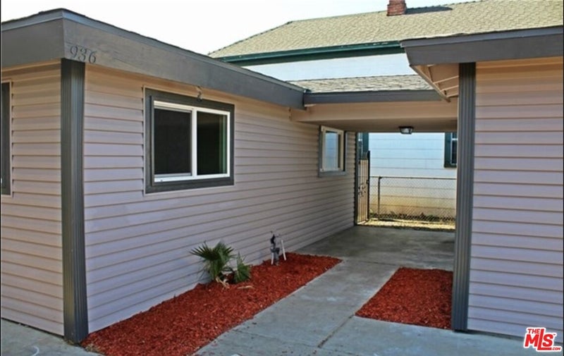 936 W 78th Street