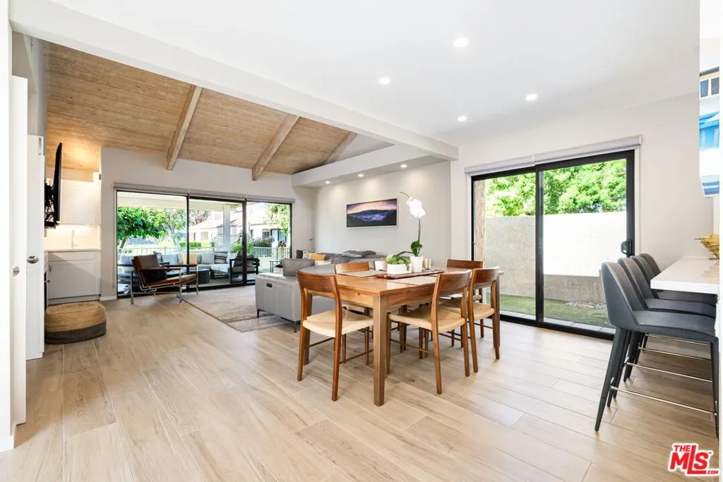 Rancho Mirage, California 92270, United States, 2 Bedrooms Bedrooms, ,2 BathroomsBathrooms,Residential,Pending,89775