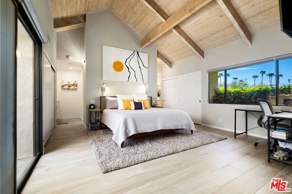 Rancho Mirage, California 92270, United States, 2 Bedrooms Bedrooms, ,2 BathroomsBathrooms,Residential,Pending,89775