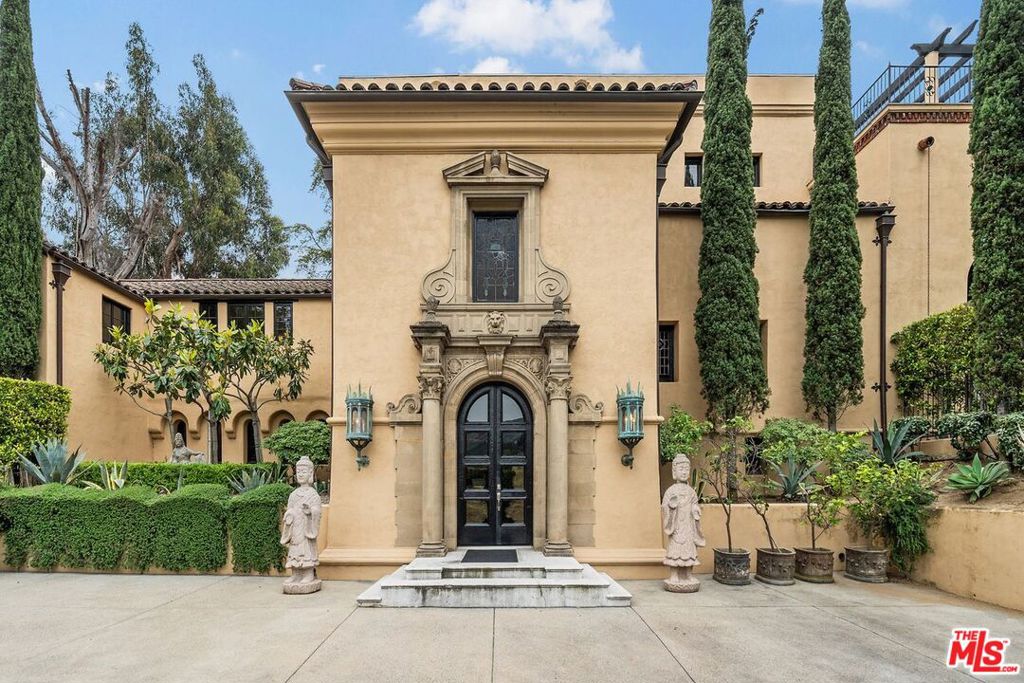 Properties 4 4320 Cedarhurst Circle