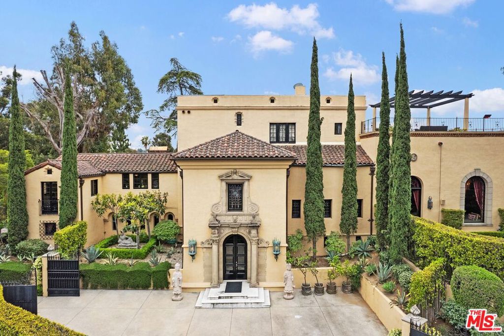 Properties 1 4320 Cedarhurst Circle