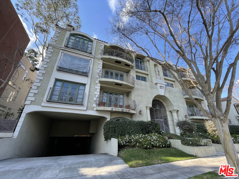 Properties 3 277 S Spalding Drive 303