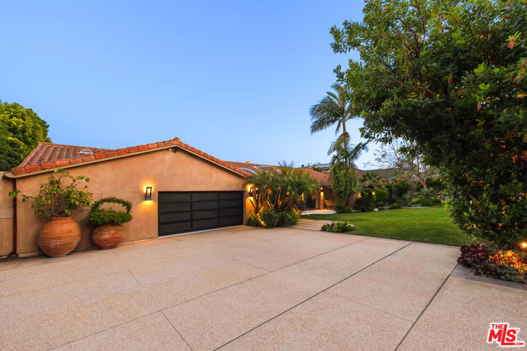 Properties 3 29020 Cliffside Drive