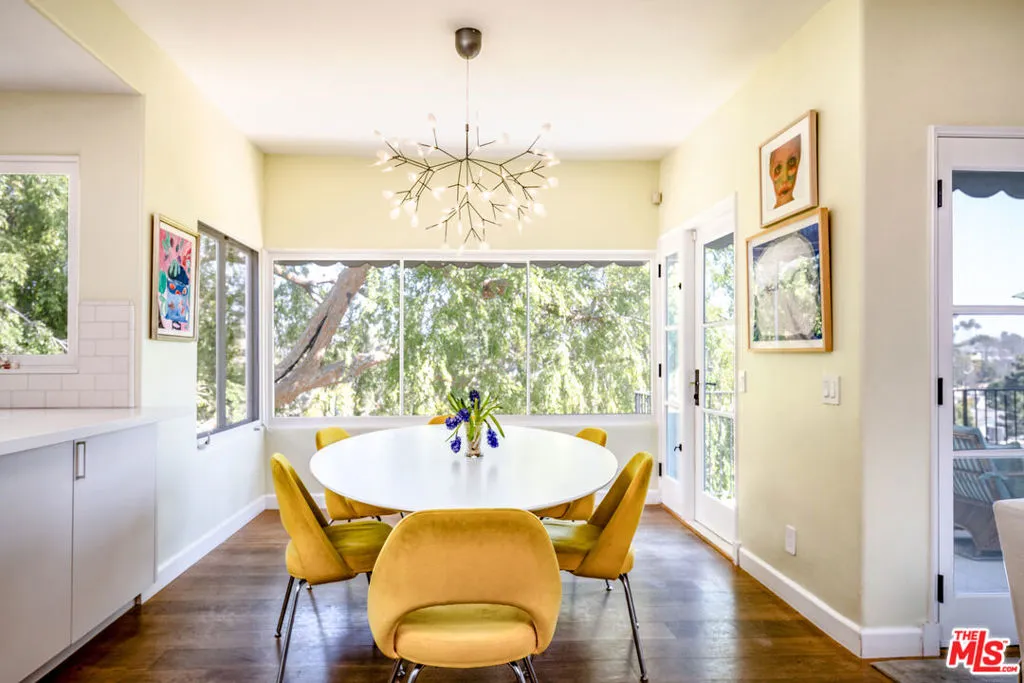 Los Angeles, California 90024, United States, 4 Bedrooms Bedrooms, ,4 BathroomsBathrooms,Residential,Active,81882