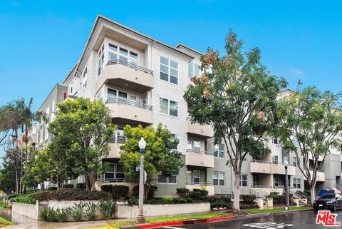 A home in Playa Vista