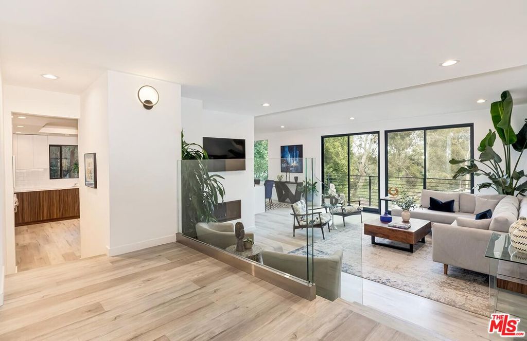 Properties 3 10356 Northvale Road
