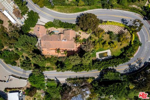 2901 Benedict Canyon Drive, Beverly Hills, CA 90210 - MLS#: 24384625
