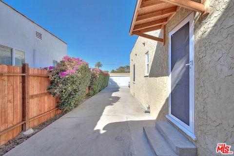 A home in Inglewood