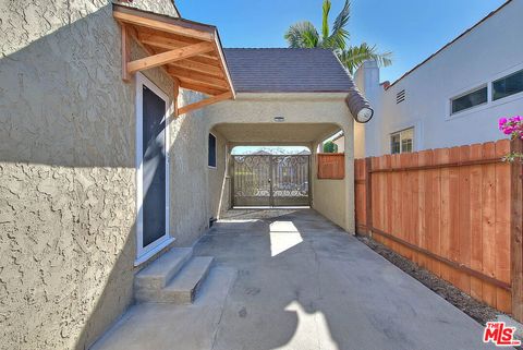 A home in Inglewood