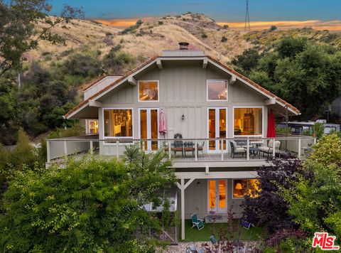 A home in Agoura