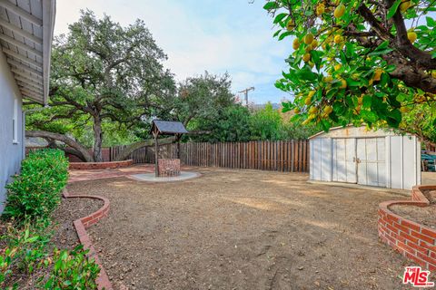 A home in La Crescenta