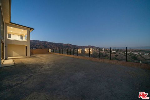 A home in Porter Ranch