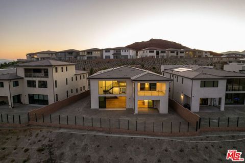 A home in Porter Ranch