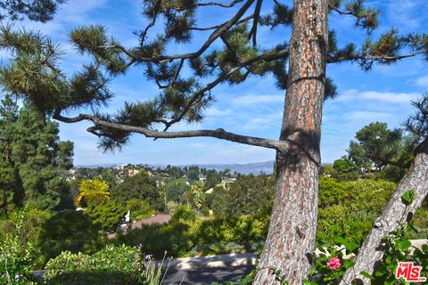 A home in Sherman Oaks