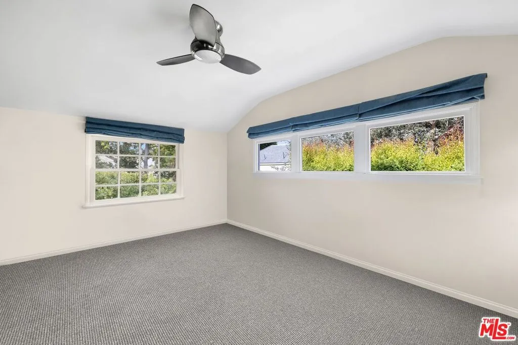 Los Angeles, California 90049, United States, 4 Bedrooms Bedrooms, ,4 BathroomsBathrooms,Residential,Pending,29738