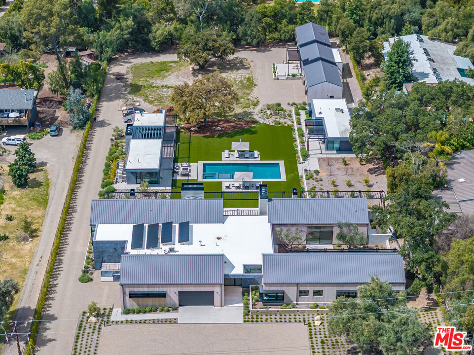 Properties 1 1225 Shippee Lane