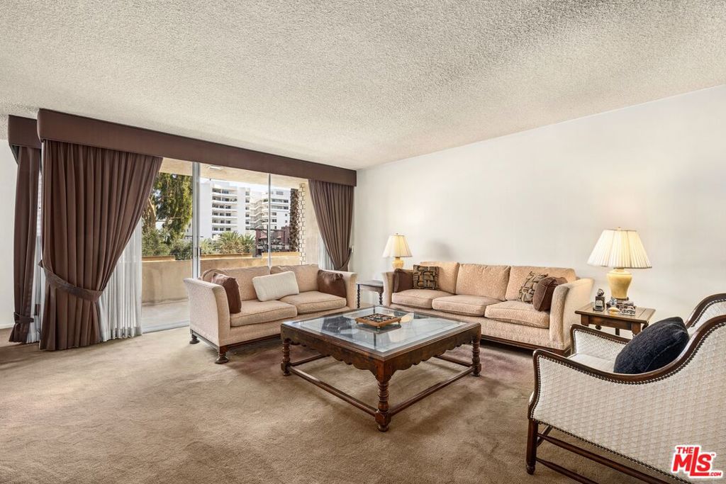 Properties 2 7309 Franklin Avenue 304