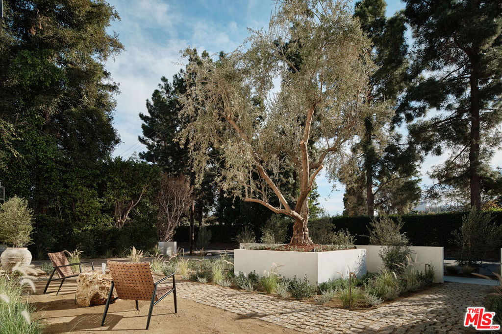 Properties 2 10317 Valley Spring Lane
