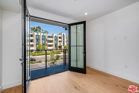 A home in Toluca Lake