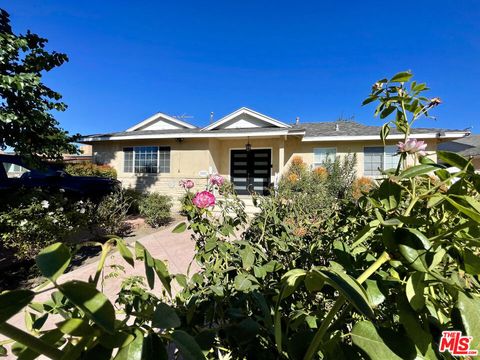 A home in Tarzana