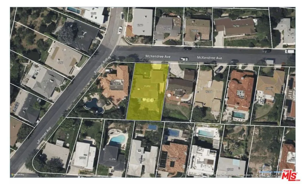 Pacific Palisades, California 90272, United States, ,Land,Active,136635 Pacific Palisades, California 90272, United States, ,Land,Active,136635