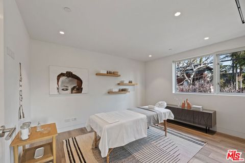 listing image 52