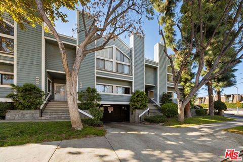 A home in Tarzana