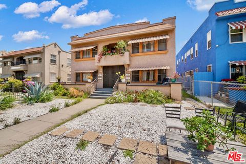 3110 Raymond Avenue Los Angeles CA 90007