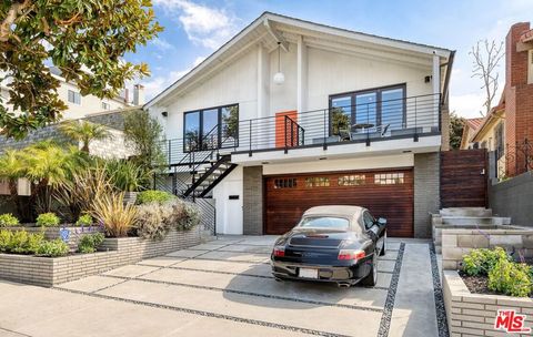 A home in Playa Del Rey