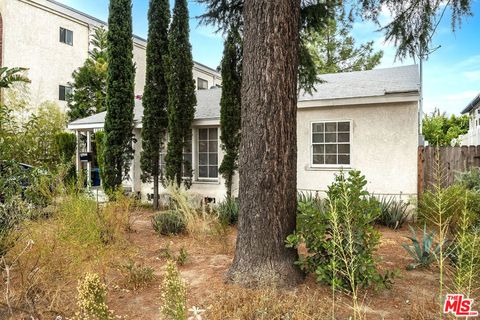 A home in North Hollywood