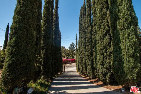 A home in Sunland