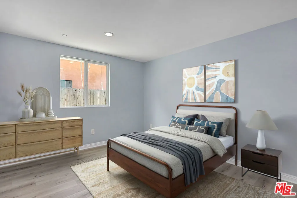 Los Angeles, California 90011, United States, 10 Bedrooms Bedrooms, ,6 BathroomsBathrooms,Residential,Active,93515