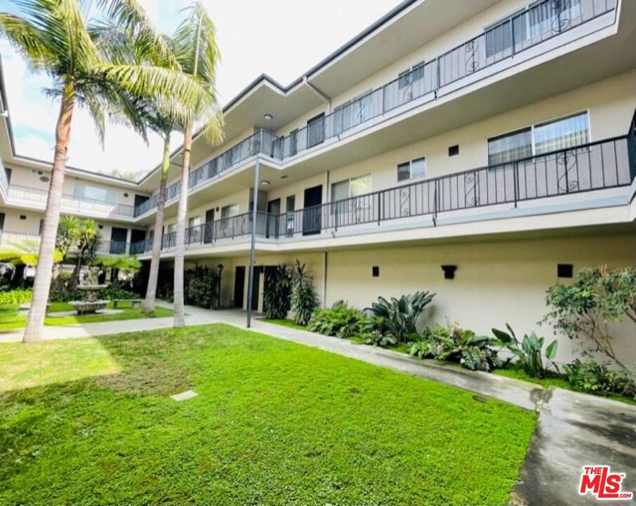 Properties 2 3869 Tilden Avenue